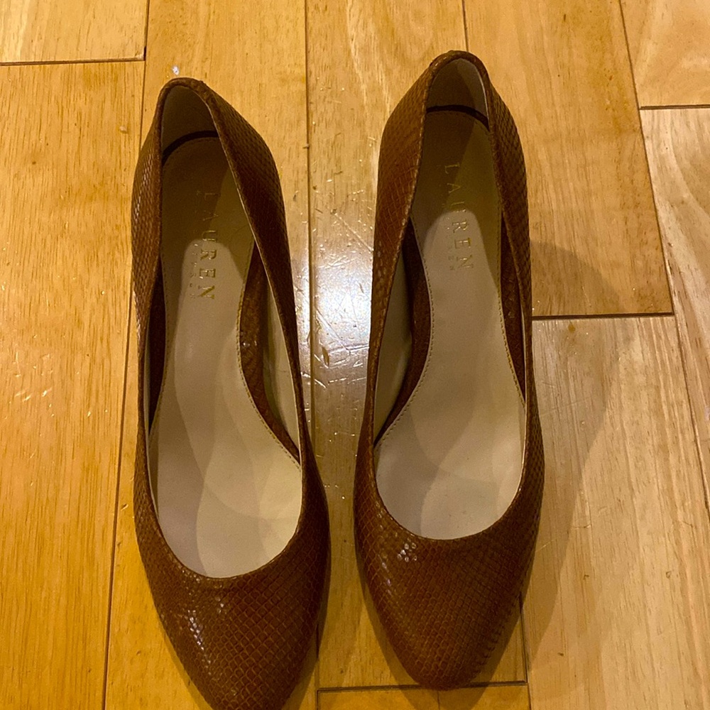 New Ralph Lauren size 8 heels